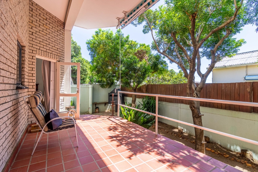 11 Bedroom Property for Sale in Gordons Bay Village Western Cape